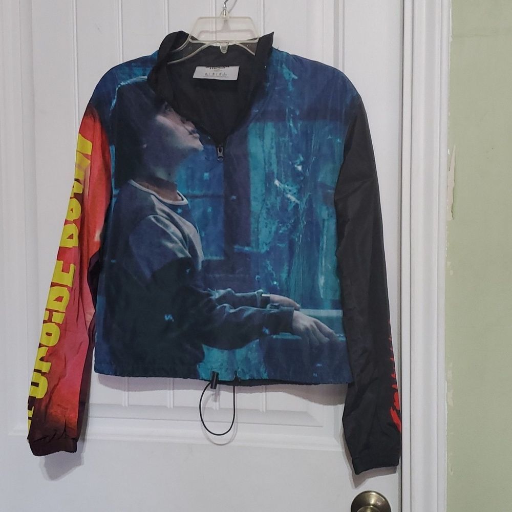 Unique “Stranger Things” pullover jacket Size S - Picture 2 of 5